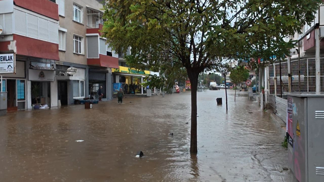 yagmur-foto-dikili